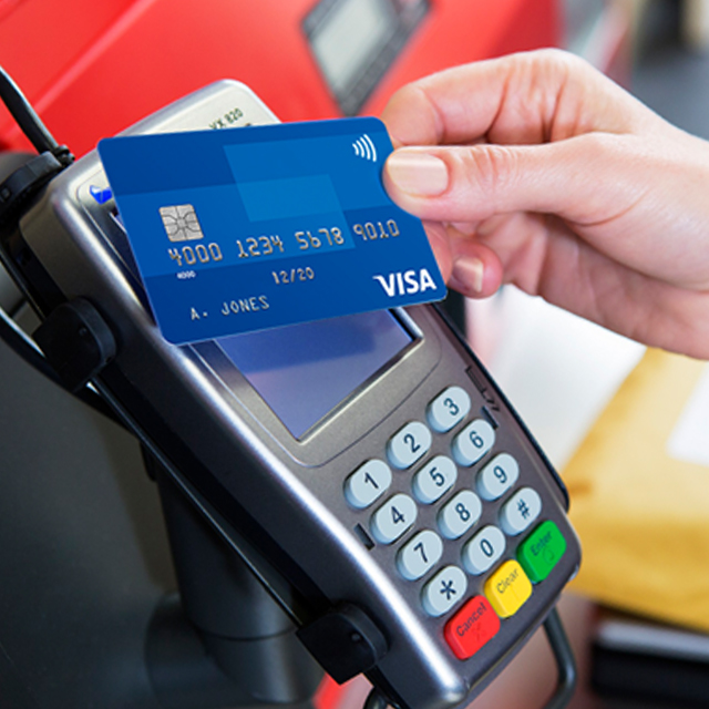 Zahlen Sie im Restaurant einfach mit Ihrer Visa Kreditkarte